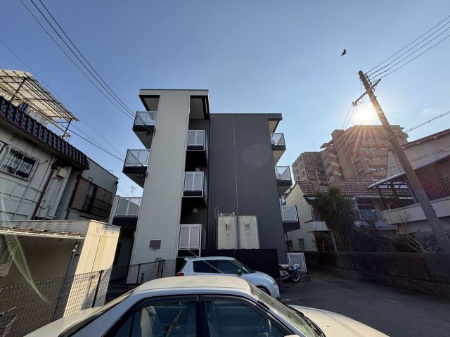 西宮市笠屋町の賃貸物件外観写真