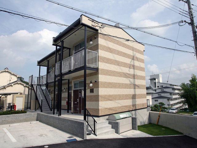 三田市高次の賃貸物件外観写真