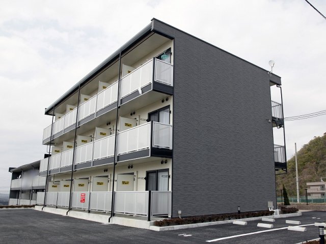 西宮市山口町金仙寺の賃貸物件外観写真