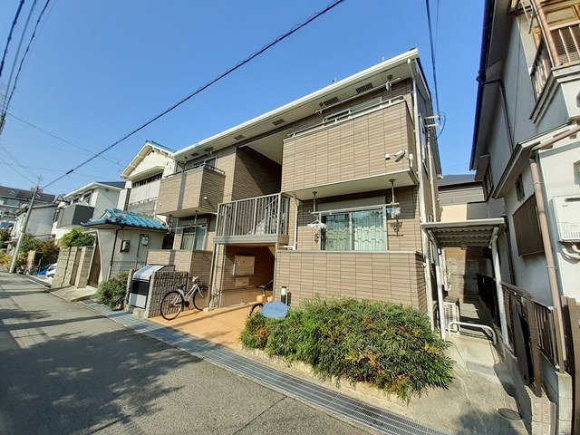 尼崎市武庫川町の賃貸物件外観写真