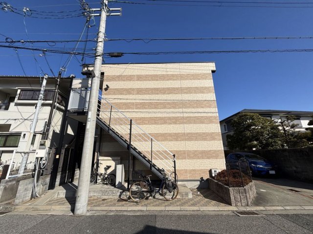 西宮市段上町の賃貸物件外観写真