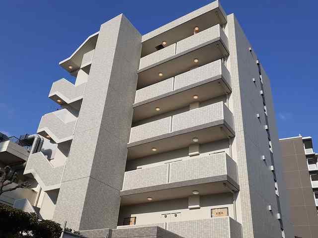 西宮市松下町の賃貸物件外観写真