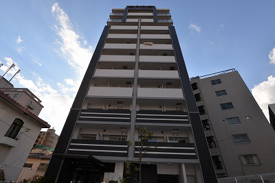 神戸市中央区二宮町の賃貸物件外観写真