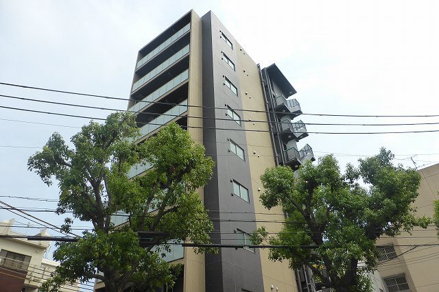 神戸市兵庫区佐比江町の賃貸物件外観写真