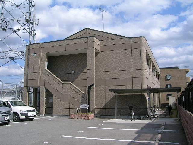 三田市南が丘の賃貸物件外観写真