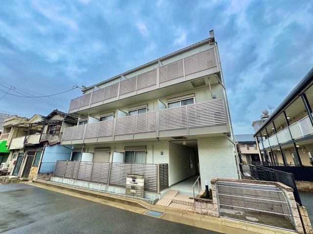 尼崎市杭瀬北新町の賃貸物件外観写真