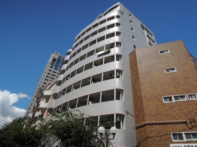 神戸市中央区北長狭通の賃貸物件外観写真