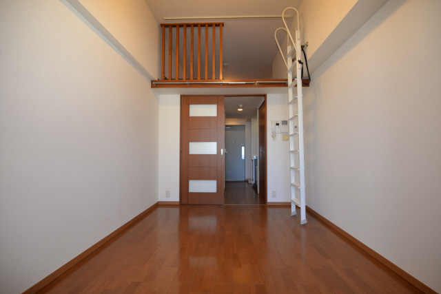 神戸市中央区脇浜町の賃貸物件外観写真