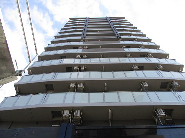 神戸市中央区下山手通の賃貸物件外観写真