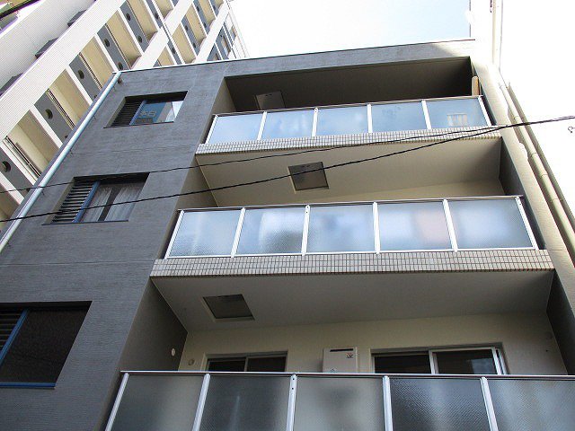 神戸市中央区元町通の賃貸物件外観写真
