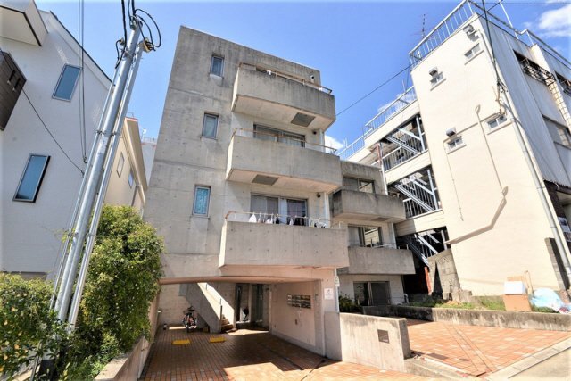 神戸市中央区上筒井通の賃貸物件外観写真