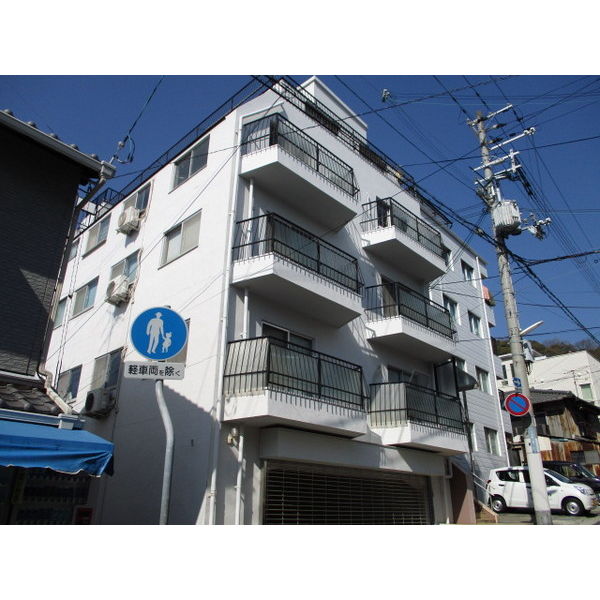 神戸市中央区山本通の賃貸物件外観写真