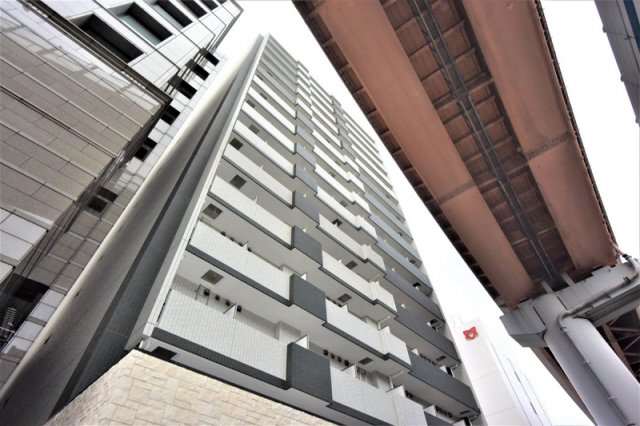 神戸市中央区浜辺通の賃貸物件外観写真