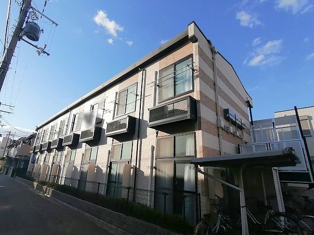レオパレスpatata 206|尼崎市次屋(JR東海道本線(近畿)尼崎駅)のアパート外観 レオパレスpatata 206|尼崎市次屋(JR東海道本線(近畿)尼崎駅)のアパート外観