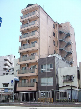 神戸市兵庫区西上橘通の賃貸物件外観写真