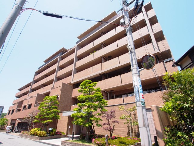 コスモ垂水旭が丘 404|神戸市垂水区旭が丘(JR山陽本線垂水駅)のマンション外観 コスモ垂水旭が丘 404|神戸市垂水区旭が丘(JR山陽本線垂水駅)のマンション外観