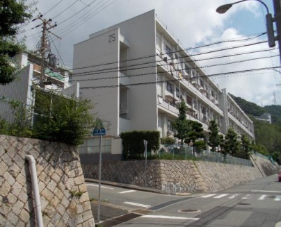 神戸市灘区鶴甲の賃貸物件外観写真