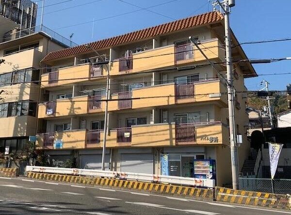 神戸市兵庫区熊野町の賃貸物件外観写真