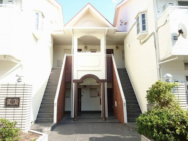 神戸市垂水区仲田の賃貸物件外観写真