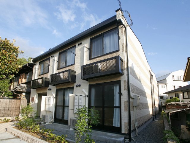 神戸市中央区中山手通の賃貸物件外観写真