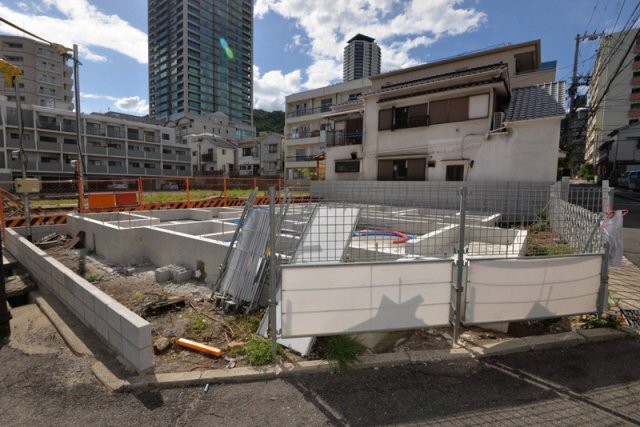 神戸市中央区熊内橋通の賃貸物件外観写真