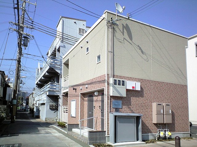 神戸市兵庫区西出町の賃貸