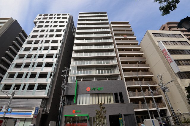 神戸市中央区元町通の賃貸物件外観写真