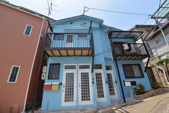 神戸市中央区山本通の賃貸物件外観写真