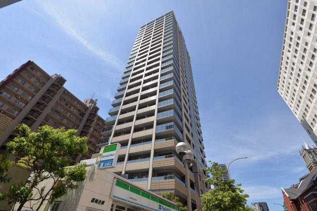 神戸市中央区下山手通の賃貸物件外観写真