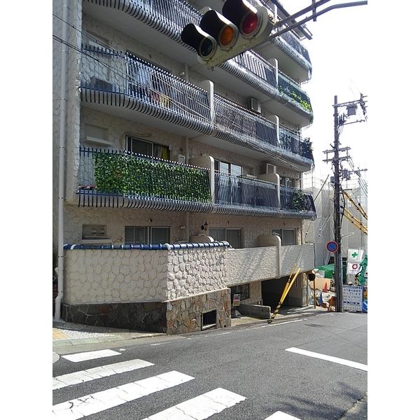 神戸市中央区北野町の賃貸物件外観写真
