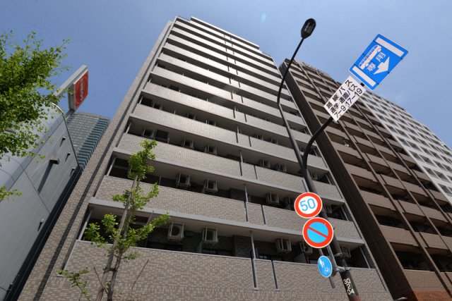 神戸市中央区雲井通の賃貸物件外観写真