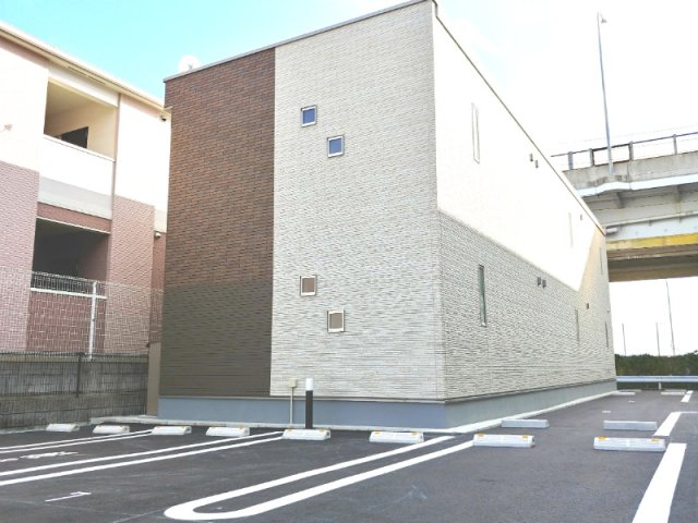 神戸市西区前開南町の賃貸物件外観写真