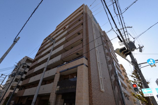 神戸市兵庫区三川口町の賃貸物件外観写真