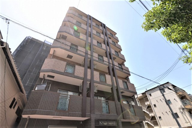 神戸市中央区二宮町の賃貸物件外観写真