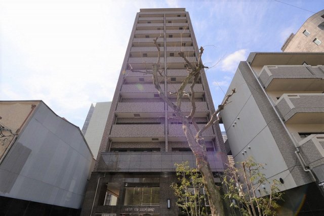 神戸市中央区下山手通の賃貸物件外観写真