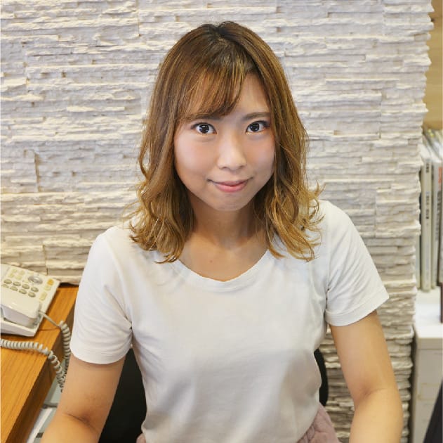 後 由里